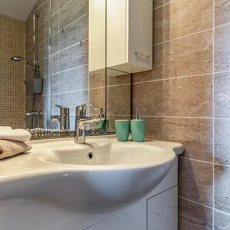 Awesome In With Outdoor Swimming Pool Holiday home Pula